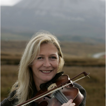 Workshop: Singing with Mairéad Ní Mhaonaigh