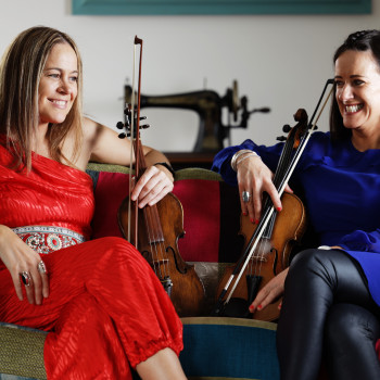 The Kane Sisters with John Blake