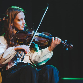 Megan Nic Fhionnghaile and Cathal Ó Curráin
